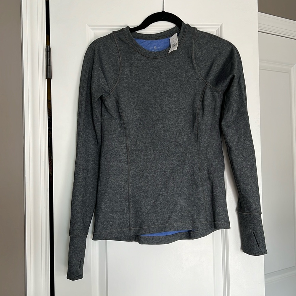 Lou & Grey, XS, long sleeve activewear with thumb holes!